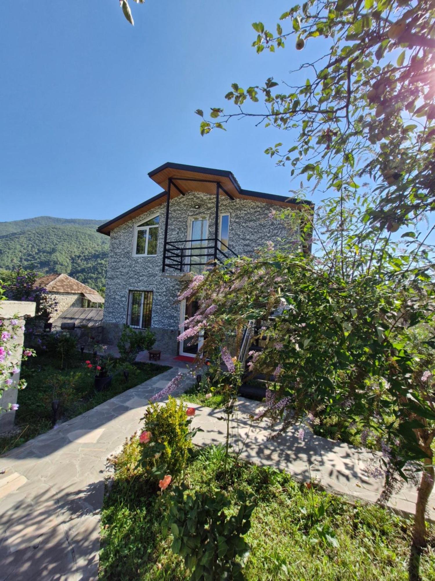 Ananuri Veranda- Hotel Guest House Exterior photo